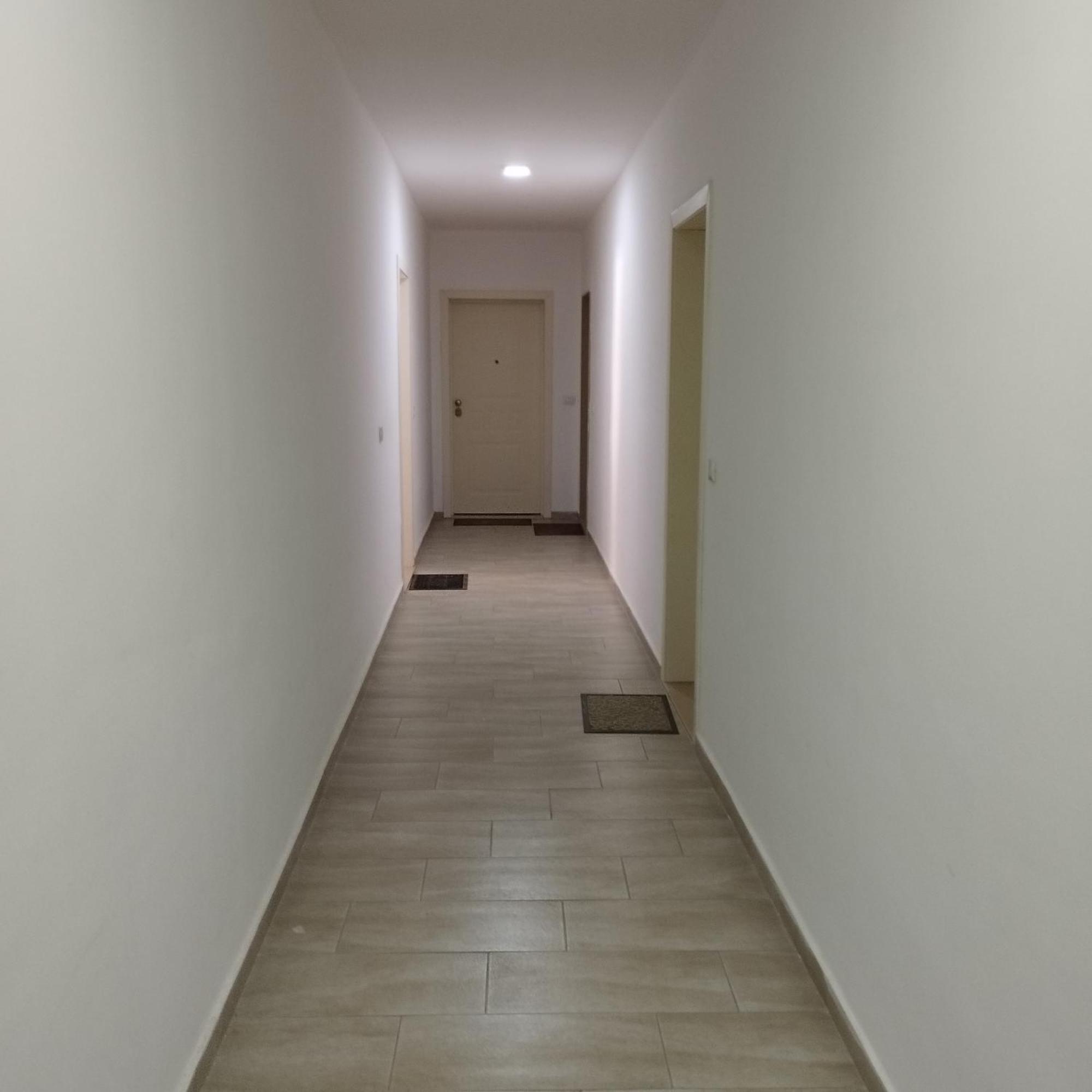 Apartament Hergi *