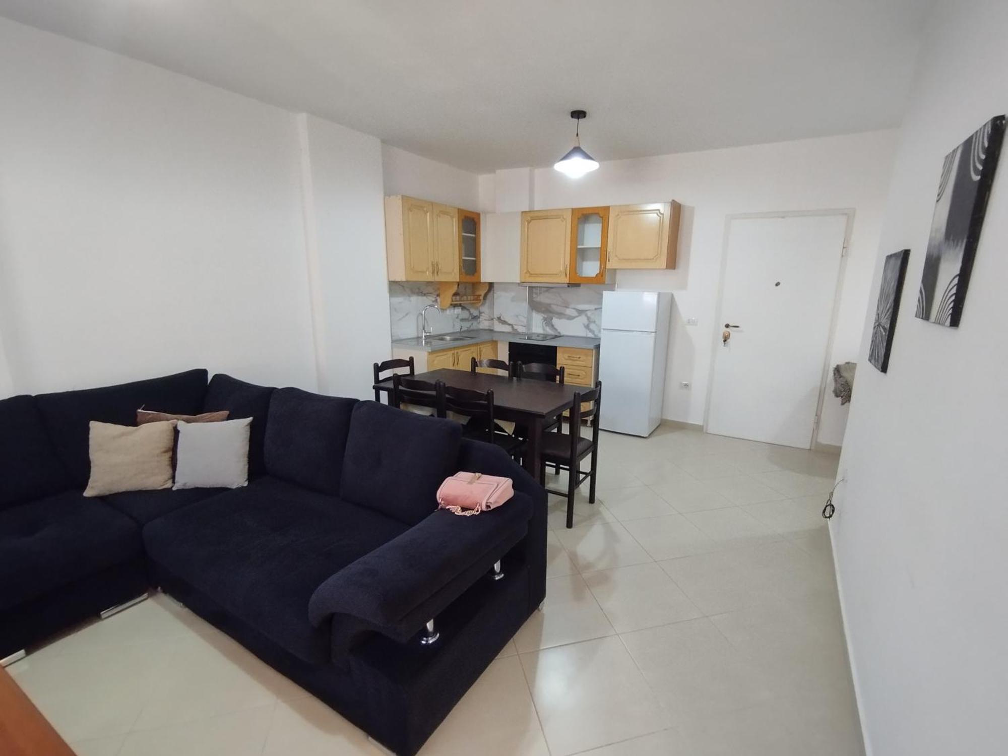 Apartament Hergi *